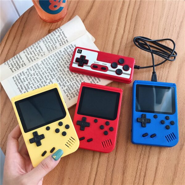 Portable Retro Video Console Built-in 400 Games 3.0 Inch